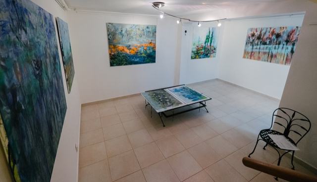 Exhibition photo 11 – Zbyněk Havlín – Paintings